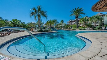 The Bluefin 6 Bedroom Home by RedAwning