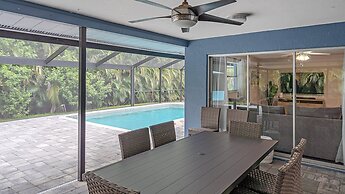 Sarasota Serenity 3 Bedroom Home by RedAwning