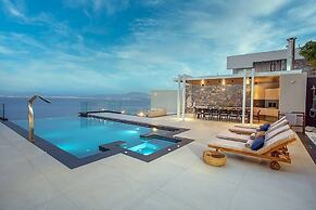 Ocean View Luxury Villa