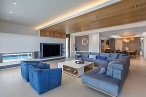 Ocean View Luxury Villa