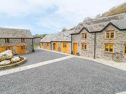 Cosy Countryside Barn Retreat in Corwen