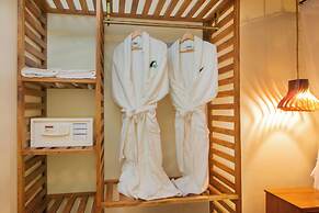 Gorilla Leisure Lodge