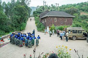 Gorilla Leisure Lodge