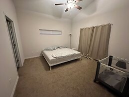 Beautiful Home Near Disney, Golf Courses, Universal , International Dr