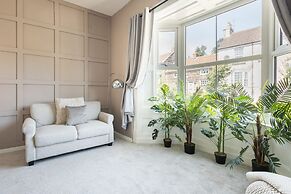 Host Stay High Street