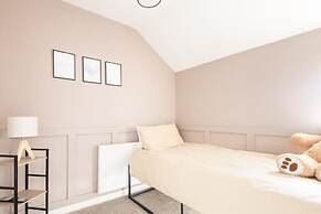 Host Stay High Street