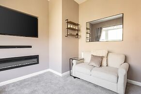 Host Stay High Street