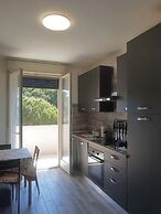 Comfy Flat With Terrace by the Pool