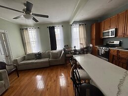 Huge 3 Bedrooms Apt 15 Minutes to NY City