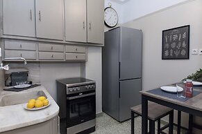 Fashionable Apt in Ano Kipseli w Balcony