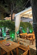 Hotel Bar Restorant  MANI