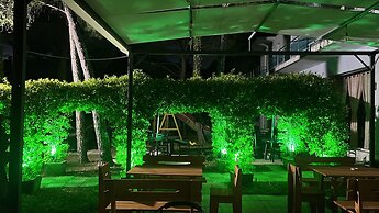 Hotel Bar Restorant  MANI