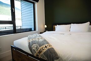 Revy Rendezvous by Revelstoke Vacations