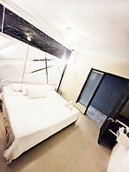 PROMO 18 BDRM Building, Pool+ 5Jacuzzis at Poblado