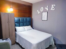 PROMO 18 BDRM Building, Pool+ 5Jacuzzis at Poblado