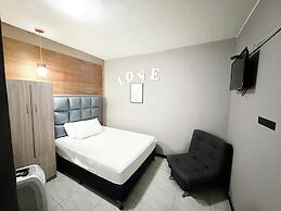 PROMO 18 BDRM Building, Pool+ 5Jacuzzis at Poblado