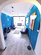 PROMO 18 BDRM Building, Pool+ 5Jacuzzis at Poblado