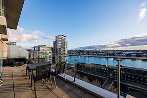 Cosy Corner Apartment Near to Excel