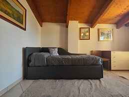 Ampio Trilocale Con Terrazzo