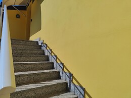 Ampio Trilocale Con Terrazzo