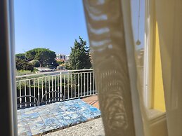 Ampio Trilocale Con Terrazzo