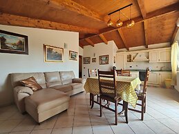 Ampio Trilocale Con Terrazzo