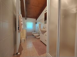 Ampio Trilocale Con Terrazzo