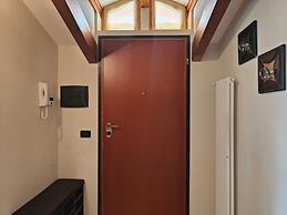 Ampio Trilocale Con Terrazzo