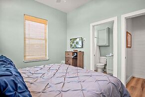 Anchor House - Private Pool & Ocean Views!