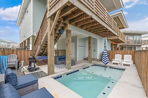 Anchor House - Private Pool & Ocean Views!