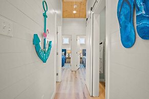 Anchor House - Private Pool & Ocean Views!