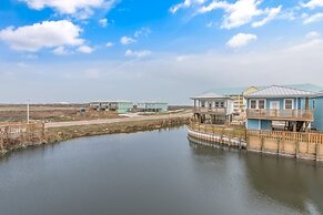 Anchor House - Private Pool & Ocean Views!