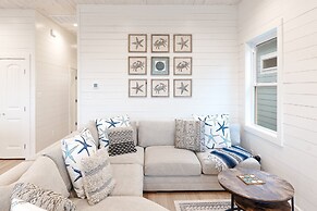 Beach to Bay - Ocean Views! Private Pool!