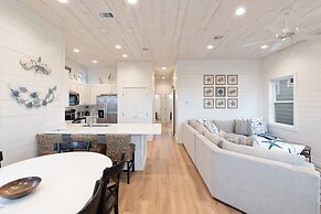 Beach to Bay - Ocean Views! Private Pool!