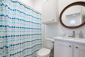 Beach to Bay - Ocean Views! Private Pool!