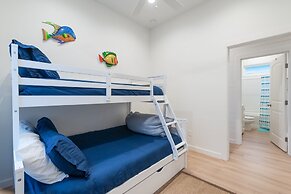 Beach to Bay - Ocean Views! Private Pool!