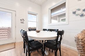 Beach to Bay - Ocean Views! Private Pool!