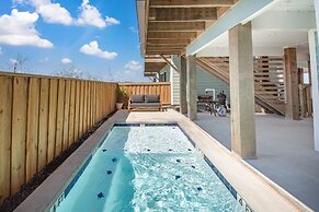 Beach to Bay - Ocean Views! Private Pool!