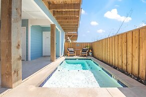 Beach to Bay - Ocean Views! Private Pool!