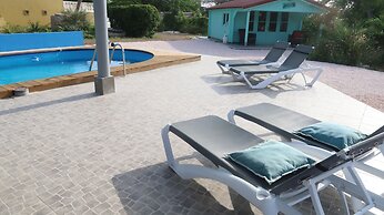 Aquila apartments