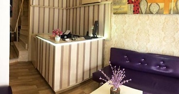 Otel B