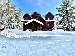 Majestic Moose Lodge
