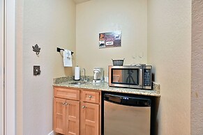 Unit 433b Efficiency 1bd/ 1 BA Condo