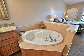 Unit 433a 1 BD/ 1 BA Condo