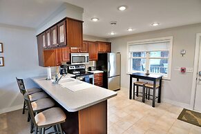 Unit 207 2 Bdrm/ 2 BA