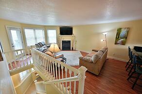 Unit 109 2 Bdrm/ 2 BA