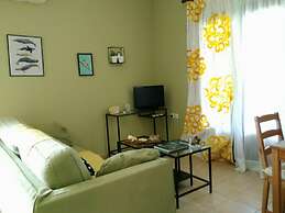 Orsiida Seaside Cottage K Gatzea