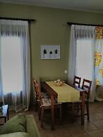 Orsiida Seaside Cottage K Gatzea