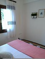 Orsiida Seaside Cottage K Gatzea