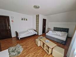 Complex Caprioara Toplita